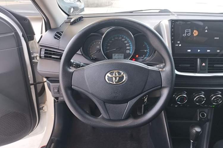 Used Toyota YARiS L Zhi Xuan 2019 1.5E CVT Dynamic Edition China VI compliant Steering Wheel