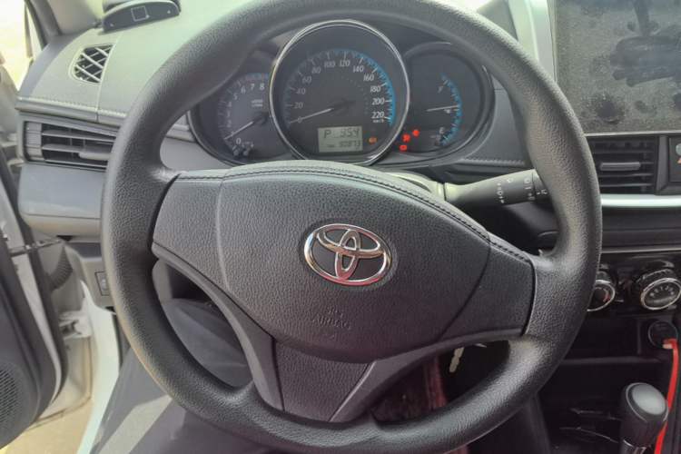 Used Toyota YARiS L Zhi Xuan 2019 1.5E CVT Dynamic Edition China VI compliant Steering Wheel