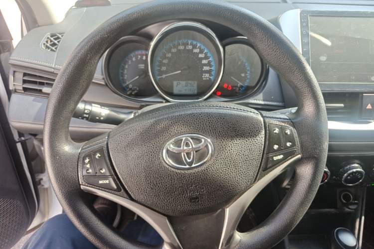 Used Toyota YARiS L Zhi Xuan 2019 1.5E CVT Dynamic Edition China VI compliant Steering Wheel