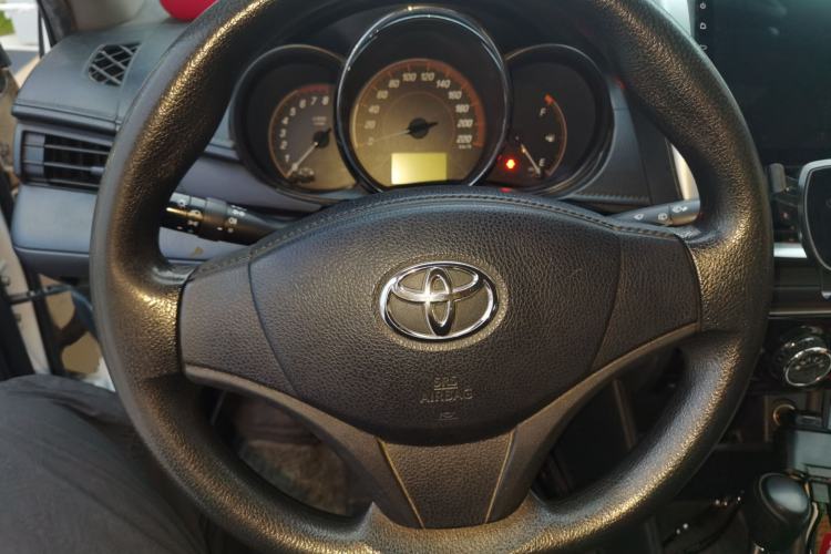 Used Toyota YARiS L Zhi Xuan 2019 1.5E CVT Dynamic Edition China VI compliant Steering Wheel