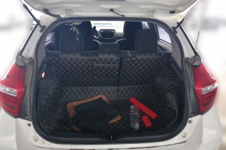 Used Toyota YARiS L Zhi Xuan 2019 1.5E CVT Dynamic Edition China VI compliant Trunk