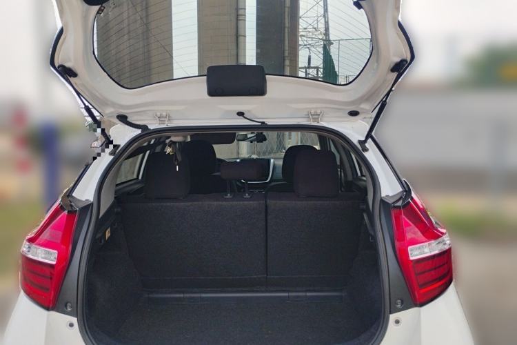 Used Toyota YARiS L Zhi Xuan 2019 1.5E CVT Dynamic Edition China VI compliant Trunk