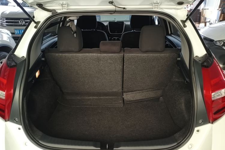 Used Toyota YARiS L Zhi Xuan 2019 1.5E CVT Dynamic Edition China VI compliant Trunk