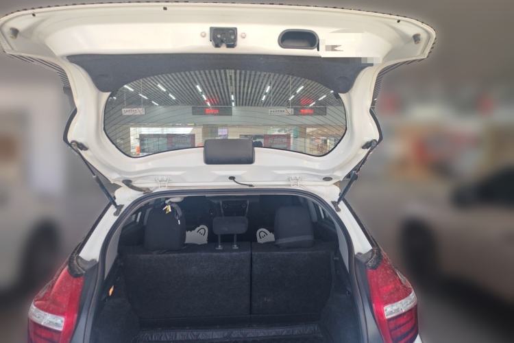 Used Toyota YARiS L Zhi Xuan 2019 1.5E CVT Dynamic Edition China VI compliant Trunk