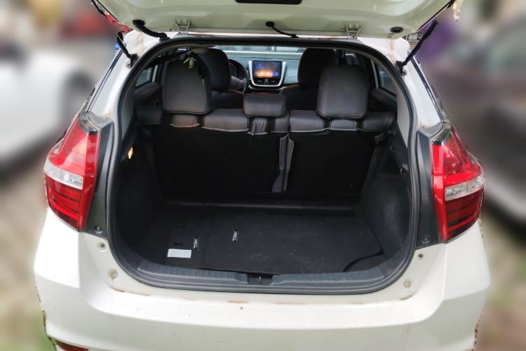 Used Toyota YARiS L Zhi Xuan 2019 1.5E CVT Dynamic Edition China VI compliant Trunk