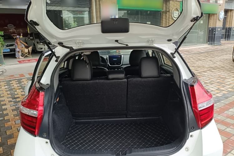 Used Toyota YARiS L Zhi Xuan 2019 1.5E CVT Dynamic Edition China VI compliant Trunk