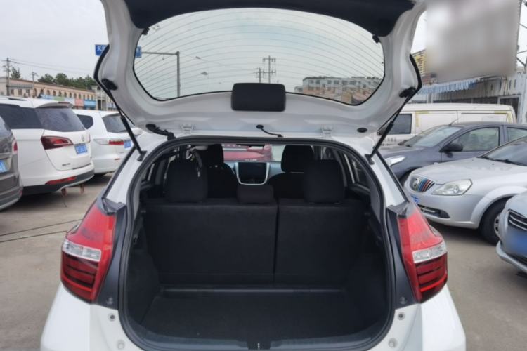 Used Toyota YARiS L Zhi Xuan 2019 1.5E CVT Dynamic Edition China VI compliant Trunk