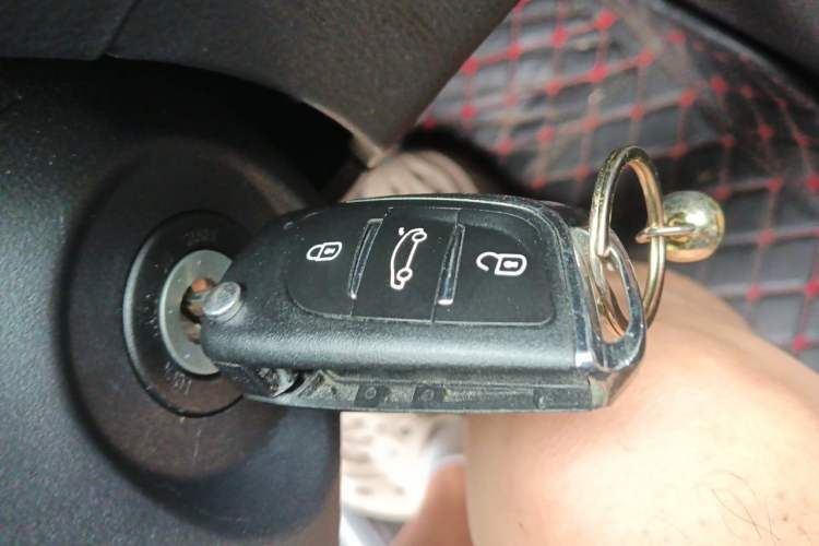 Used Toyota YARiS L Zhi Xuan 2019 1.5E CVT Dynamic Edition China VI compliant Vehicle Key