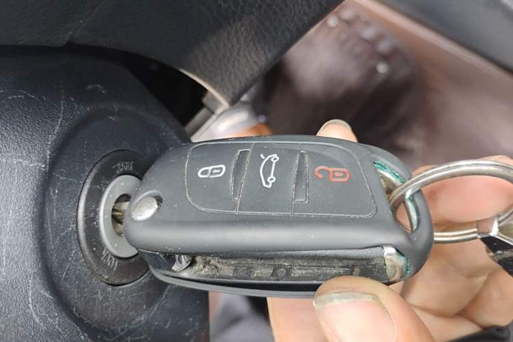 Used Toyota YARiS L Zhi Xuan 2019 1.5E CVT Dynamic Edition China VI compliant Vehicle Key