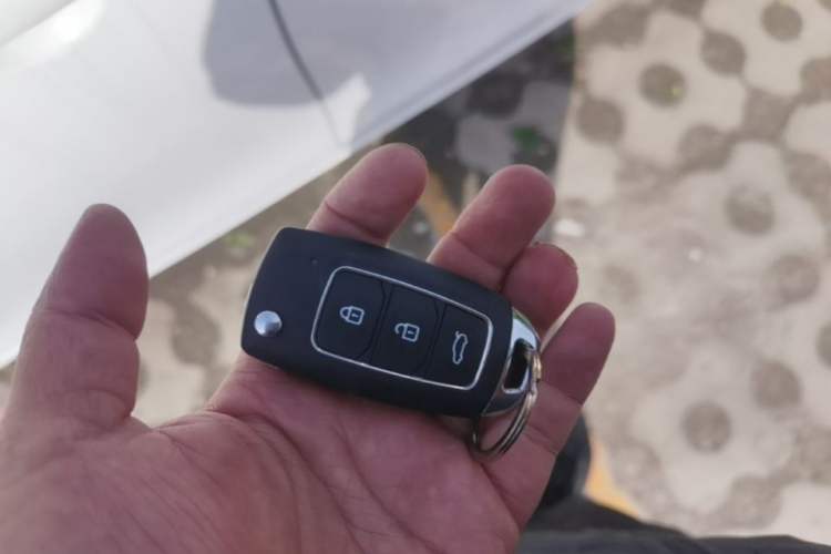 Used Toyota YARiS L Zhi Xuan 2019 1.5E CVT Dynamic Edition China VI compliant Vehicle Key