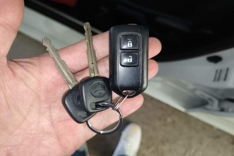 Used Toyota YARiS L Zhi Xuan 2019 1.5E CVT Dynamic Edition China VI compliant Vehicle Key
