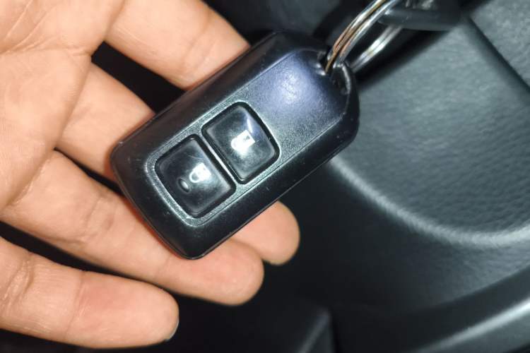 Used Toyota YARiS L Zhi Xuan 2019 1.5E CVT Dynamic Edition China VI compliant Vehicle Key
