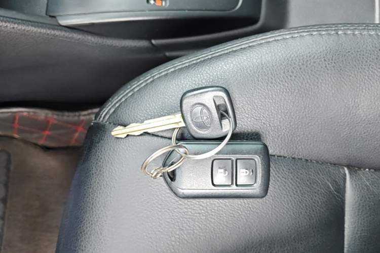 Used Toyota YARiS L Zhi Xuan 2019 1.5E CVT Dynamic Edition China VI compliant Vehicle Key