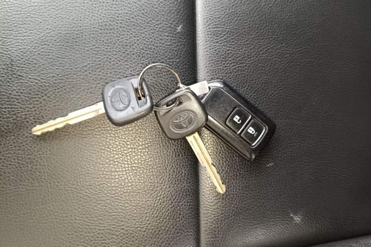 Used Toyota YARiS L Zhi Xuan 2019 1.5E CVT Dynamic Edition China VI compliant Vehicle Key