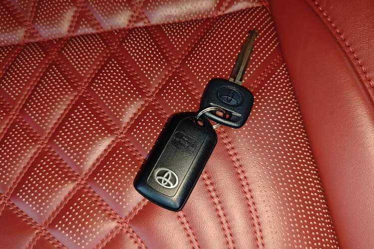 Used Toyota YARiS L Zhi Xuan 2019 1.5E CVT Dynamic Edition China VI compliant Vehicle Key