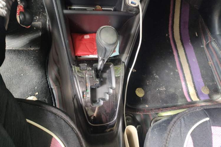 Used Toyota YARiS L Zhi Xuan 2019 1.5E CVT Dynamic Edition China VI compliant Gear Lever