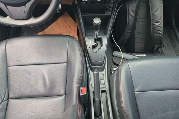 Used Toyota YARiS L Zhi Xuan 2019 1.5E CVT Dynamic Edition China VI compliant Gear Lever