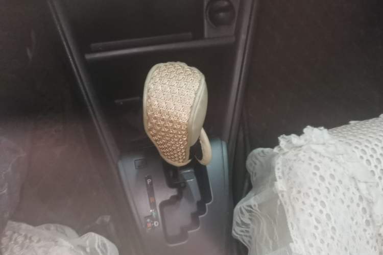 Used Toyota YARiS L Zhi Xuan 2019 1.5E CVT Dynamic Edition China VI compliant Gear Lever