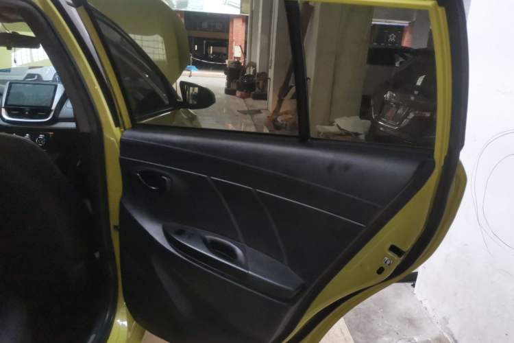 Used Toyota YARiS L Zhi Xuan 2019 1.5E CVT Dynamic Edition China VI compliant Interior 3