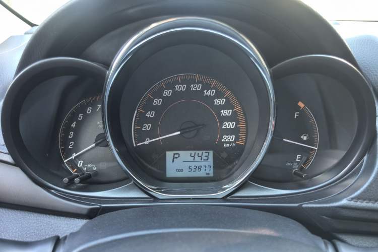 Used Toyota YARiS L Zhi Xuan 2019 1.5E CVT Dynamic Edition China VI compliant Odometer Close Up
