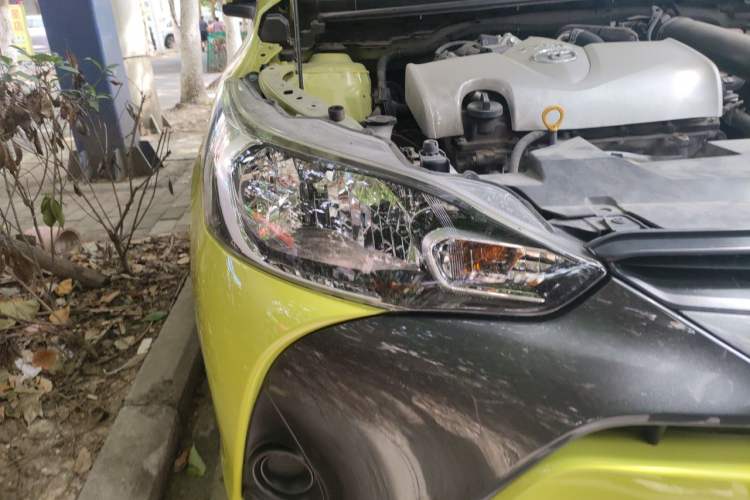 Used Toyota YARiS L Zhi Xuan 2019 1.5E CVT Dynamic Edition China VI compliant Right Front Headlight