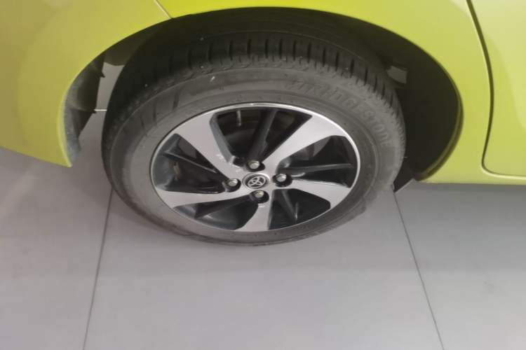 Used Toyota YARiS L Zhi Xuan 2019 1.5E CVT Dynamic Edition China VI compliant Right Rear Wheel Hub