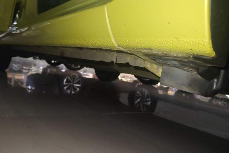 Used Toyota YARiS L Zhi Xuan 2019 1.5E CVT Dynamic Edition China VI compliant Right Side Sill