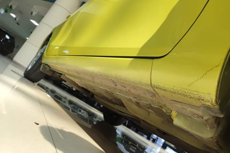 Used Toyota YARiS L Zhi Xuan 2019 1.5E CVT Dynamic Edition China VI compliant Right Side Sill