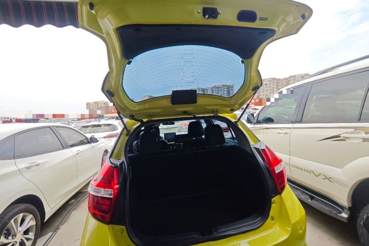 Used Toyota YARiS L Zhi Xuan 2019 1.5E CVT Dynamic Edition China VI compliant Trunk