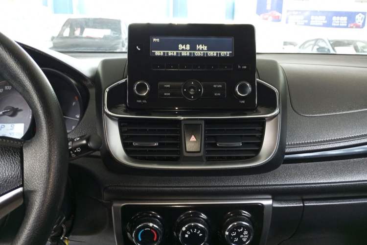Used Toyota YARiS L Zhi Xuan 2020 1.5L CVT Luxury Edition Audio And AC Panel