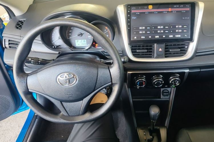 Used Toyota YARiS L Zhi Xuan 2020 1.5L CVT Leading Edition Center Console