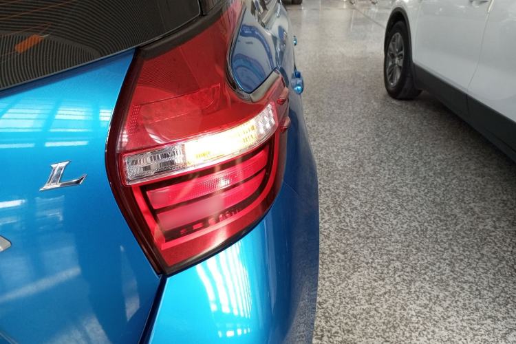 Used Toyota YARiS L Zhi Xuan 2020 1.5L CVT Luxury Edition Exterior 3