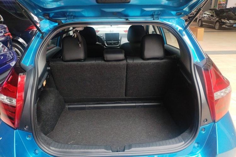 Used Toyota YARiS L Zhi Xuan 2020 1.5L CVT Leading Edition Interior 6
