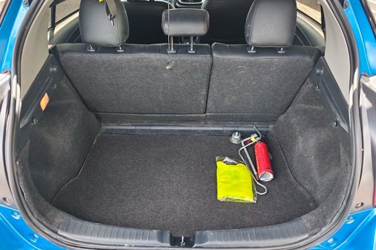 Used Toyota YARiS L Zhi Xuan 2020 1.5L CVT Leading Edition Interior 9