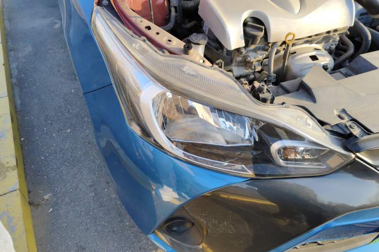 Used Toyota YARiS L Zhi Xuan 2020 1.5L CVT Leading Edition Right Front Headlight