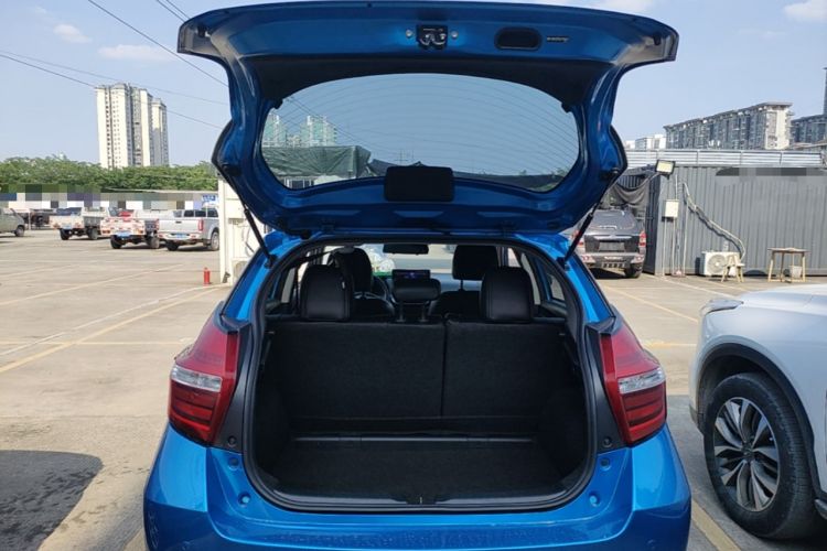 Used Toyota YARiS L Zhi Xuan 2020 1.5L CVT Leading Edition Trunk