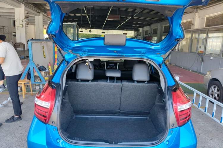 Used Toyota YARiS L Zhi Xuan 2020 1.5L CVT Leading Edition Trunk