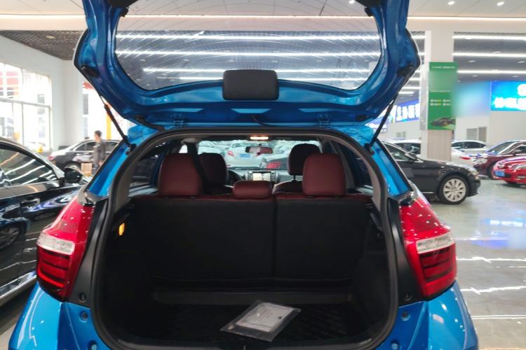 Used Toyota YARiS L Zhi Xuan 2020 1.5L CVT Leading Edition Trunk
