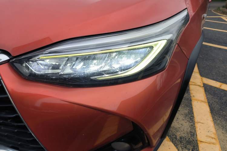 Used Toyota YARiS L Zhi Xuan 2020 X-Trail X 1.5L CVT Luxury Edition Left Front Headlight