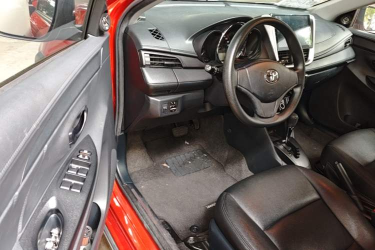 Used Toyota YARiS L Zhi Xuan 2020 X-Trail X 1.5L CVT Leading Edition Driver Seat