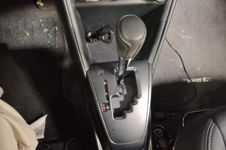 Used Toyota YARiS L Zhi Xuan 2020 X-Trail X 1.5L CVT Leading Edition Gear Lever