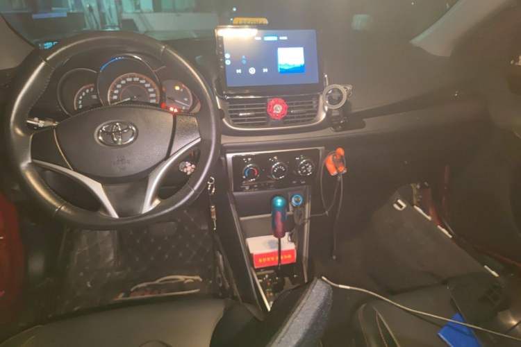 Used Toyota YARiS L Zhi Xuan 2020 X-Trail X 1.5L CVT Luxury Edition Center Console