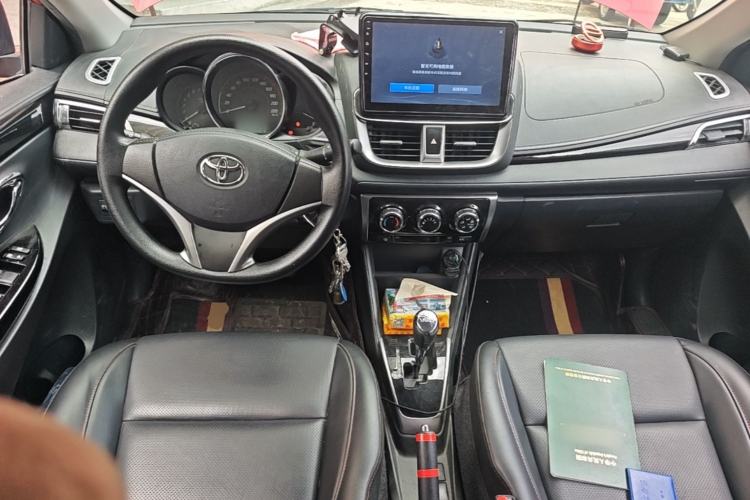 Used Toyota YARiS L Zhi Xuan 2020 X-Trail X 1.5L CVT Luxury Edition Center Console