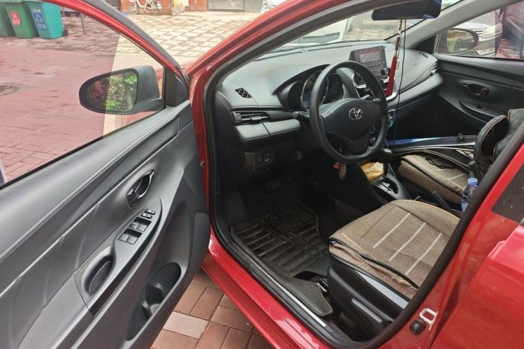 Used Toyota YARiS L Zhi Xuan 2020 1.5L CVT Leading Edition Driver Seat
