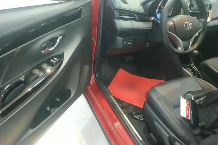 Used Toyota YARiS L Zhi Xuan 2020 X-Trail X 1.5L CVT Luxury Edition Driver Seat