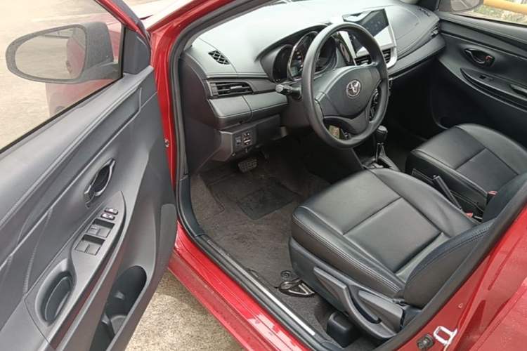 Used Toyota YARiS L Zhi Xuan 2020 1.5L CVT Leading Edition Driver Seat