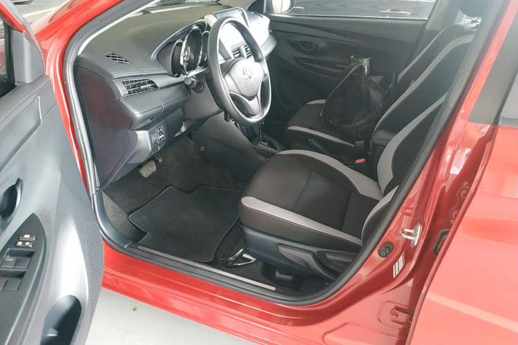 Used Toyota YARiS L Zhi Xuan 2020 1.5L CVT Leading Edition Driver Seat