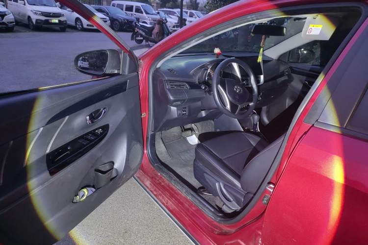Used Toyota YARiS L Zhi Xuan 2020 X-Trail X 1.5L CVT Leading Edition Driver Seat