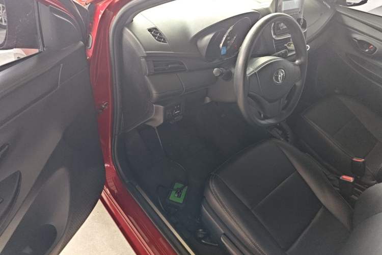 Used Toyota YARiS L Zhi Xuan 2020 1.5L CVT Leading Edition Driver Seat