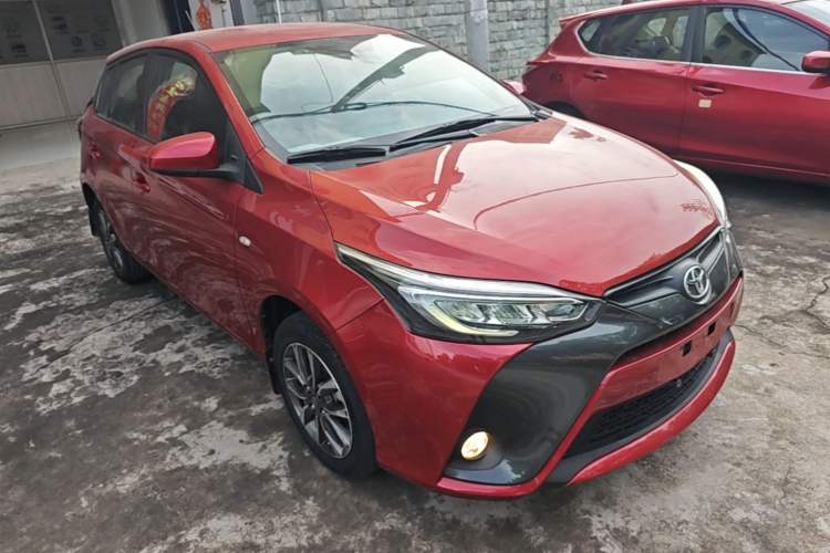 Used Toyota YARiS L Zhi Xuan 2020 1.5L CVT Luxury Edition Front Right 45 Deg